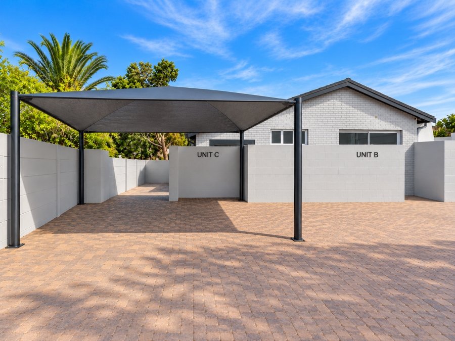 To Let 1 Bedroom Property for Rent in Vredenburg Western Cape